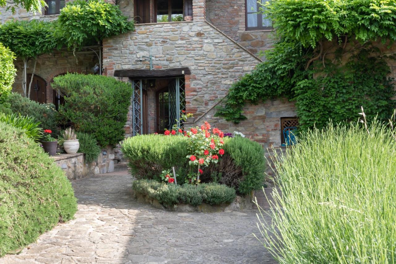 Villa Le Terre Di Isa Magione Esterno foto