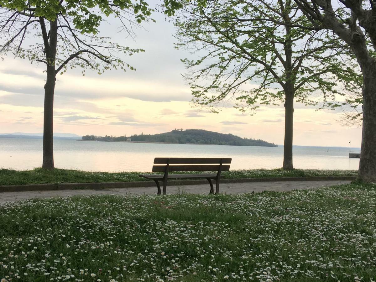 Villa Le Terre Di Isa Magione Esterno foto